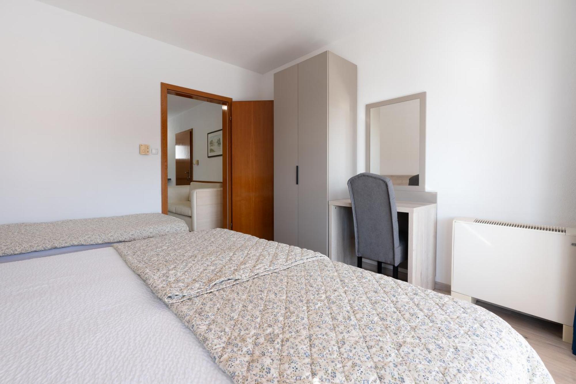 Apartments Obradovic Neum Luaran gambar