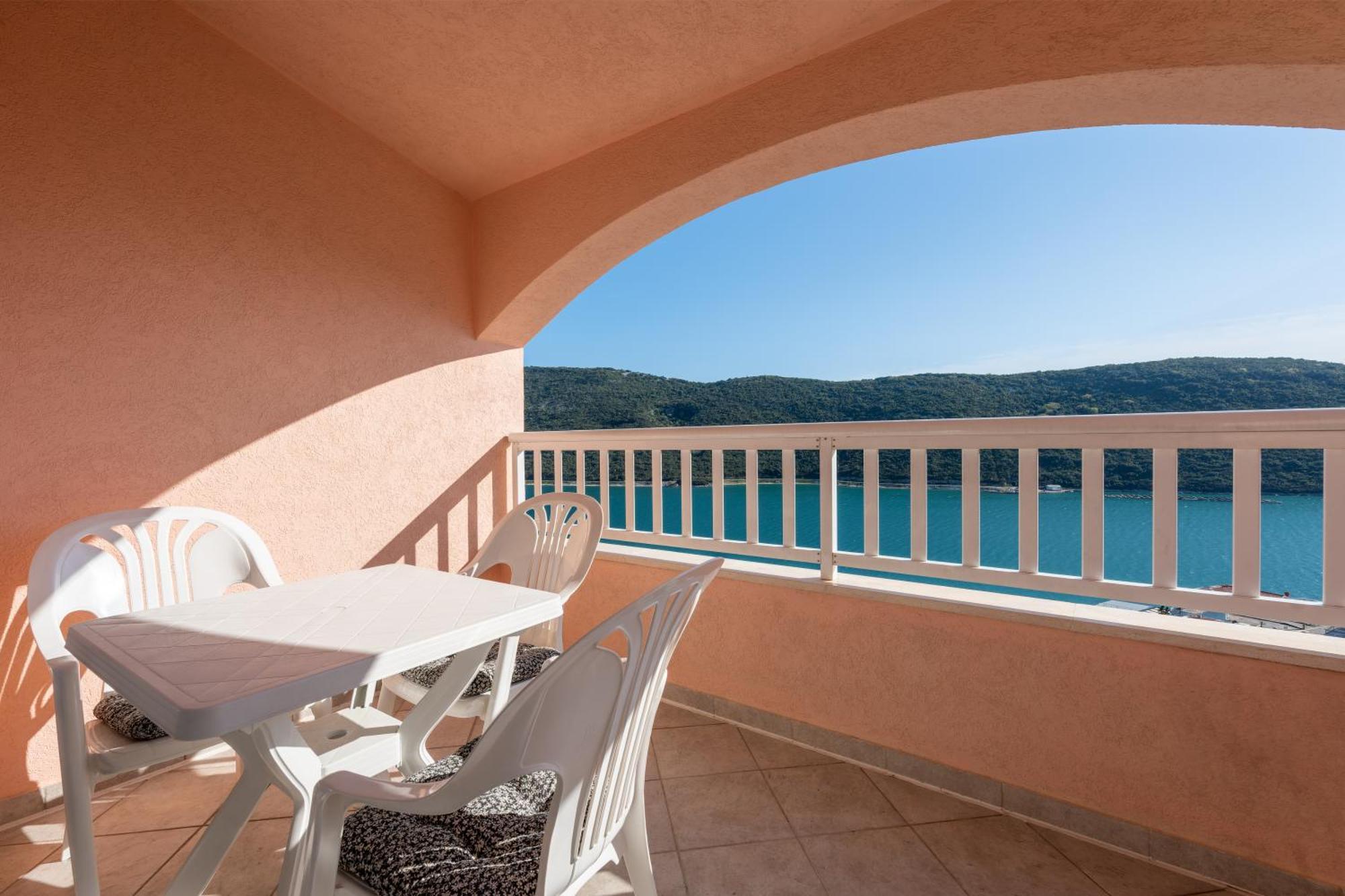Apartments Obradovic Neum Luaran gambar