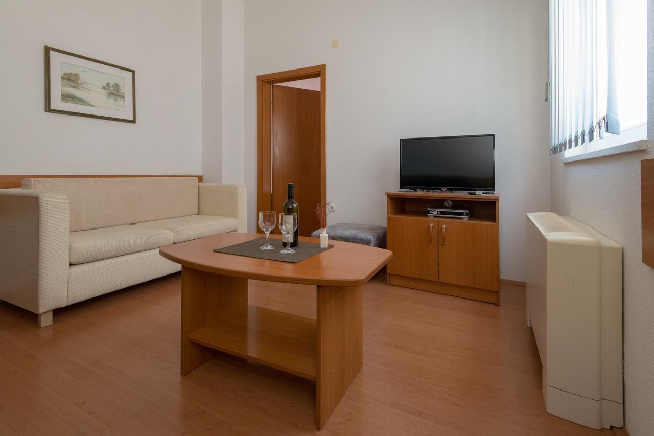 Apartments Obradovic Neum Luaran gambar